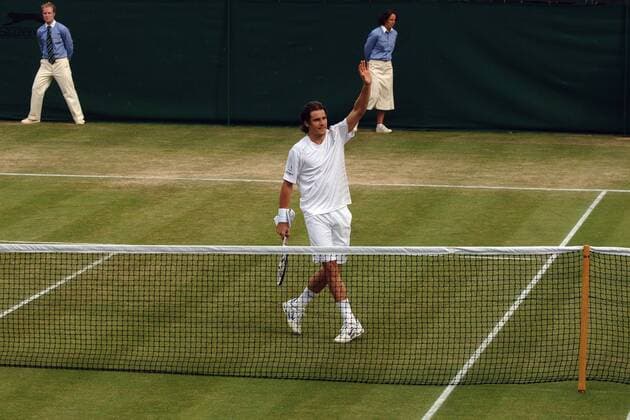Thomas Haas (Deutschland) bedankt sich bei den Anhängern -  Tennis Herren All England Championships 2007, Grand Slam, ATP Tour, Rasen, Rasenplatz, Rasentennis, Rasenturnier Totale Wimbledon London Tennis Herren All England Championships 2007, Grand Slam, ATP Tour, Rasen, Rasenplatz, Rasentennis, Rasenturnier Totale Wimbledon London