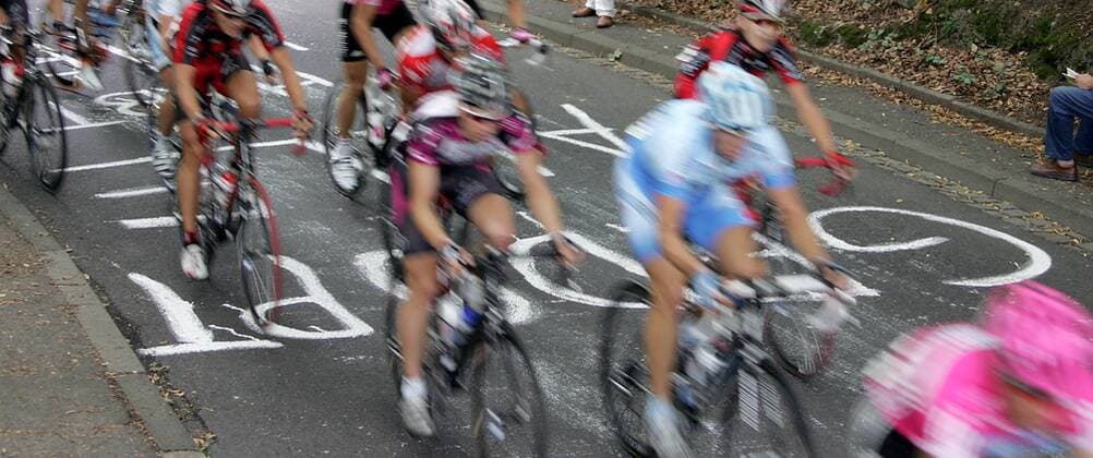 Alle gedopt - Radsportler stehen in Deutschland unter Generalverdacht Radsport LM Herren Deutsche Straßenmeisterschaft 2007, Meisterschaft, Landesmeisterschaft, Straßenradsport, DM Totale Wiesbaden Radsport LM Herren Deutsche Straßenmeisterschaft 2007, Meisterschaft, Landesmeisterschaft, Straßenradsport, DM Totale Wiesbaden