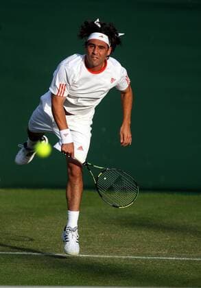 Marcos Baghdatis (Zypern) Tennis Herren All England Championships 2007, Grand Slam, ATP Tour Einzelbild Wimbledon London Dynamik, Tennis Herren All England Championships 2007, Grand Slam, ATP Tour Einzelbild Wimbledon London Dynamik,