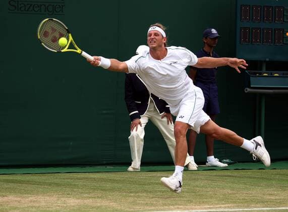 David Nalbandian (Argentinien) Tennis Herren All England Championships 2007, ATP Tour, Grand Slam Einzelbild Wimbledon Freisteller London Dynamik, Tennis Herren All England Championships 2007, ATP Tour, Grand Slam Einzelbild Wimbledon Freisteller London Dynamik,