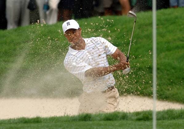 Eldrick Tiger Woods (USA) - Bunkerspiel -  (WAP20070705328) Golf Herren AT&T National 2007, PGA Tour, AT & T Einzelbild Bethesda Dynamik, Golf Herren AT&T National 2007, PGA Tour, AT & T Einzelbild Bethesda Dynamik,