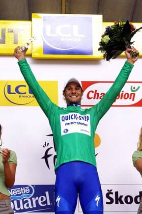 Tom Boonen (Belgien Quick Step Innergetic) nach der 2. Etappe der Tour de France 2007 im grünen Trikot des Punktbesten - (pan21136) Radsport Herren Tour de France 2007, ProTour, Straßenradsport, Straße, Rad Einzelbild 2. Etappe: Dünkirchen - Gent Freude, Radsport Herren Tour de France 2007, ProTour, Straßenradsport, Straße, Rad Einzelbild 2. Etappe: Dünkirchen - Gent Freude,