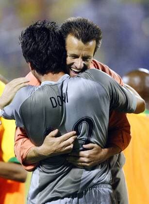 Nationaltrainer Carlos Dunga (re.) jubelt mit Torwart Doni (beide Brasilien) über den Finaleinzug bei der Copa America 2007 Fußball Länderspiel Herren Copa America 2007, Südamerika, Südamerikameisterschaft, Amerika, Meisterschaft, Halbfinale Gruppe Maracaibo Begeisterung, Freude, Fußball Länderspiel Herren Copa America 2007, Südamerika, Südamerikameisterschaft, Amerika, Meisterschaft, Halbfinale Gruppe Maracaibo Begeisterung, Freude,