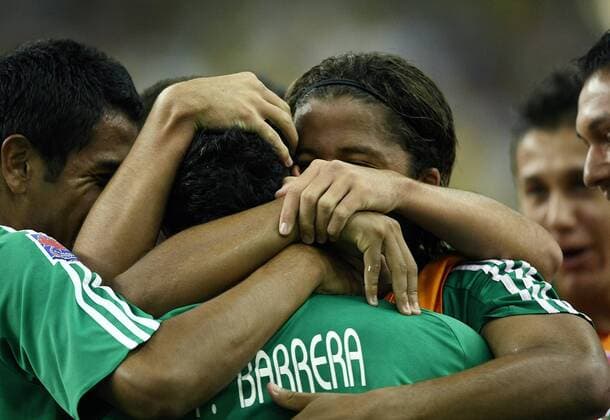 Torjubel U 20 Mexiko, u.a. mit Giovani dos Santos (re.) und Torschütze Pablo Barrera (Mitte) Fußball Länderspiel Herren U 20 WM 2007, U20, Junioren, Nationalteam, Nationaltrikot, Achtelfinale Gruppe Montreal Freude, Begeisterung, Fußball Länderspiel Herren U 20 WM 2007, U20, Junioren, Nationalteam, Nationaltrikot, Achtelfinale Gruppe Montreal Freude, Begeisterung,