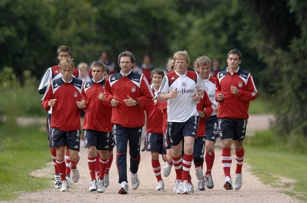 Lauftraining Bayern, v.li.: Andreas Ottl, Philipp Lahm, Co Trainer Michael Henke, Torwart Oliver Kahn und Mats Hummels Fußball 1. BL Herren Saison 2007 2008, FC Bayern München, Trainingslager, Training, Vorbereitung, Saisonvorbereitung Gruppe Donaueschingen Fußball 1. BL Herren Saison 2007 2008, FC Bayern München, Trainingslager, Training, Vorbereitung, Saisonvorbereitung Gruppe Donaueschingen