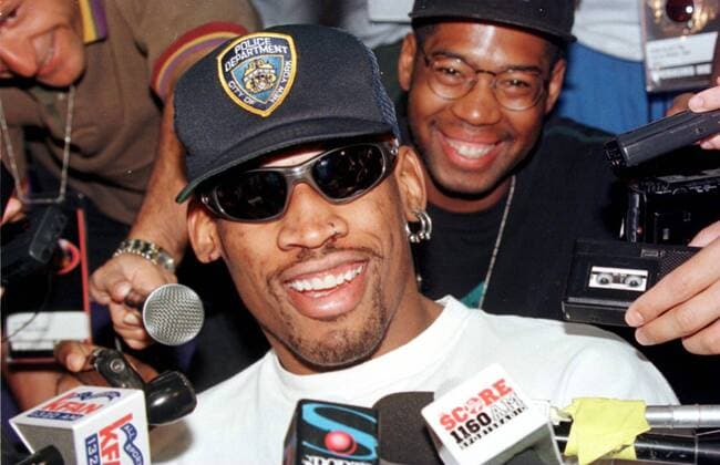 Dennis Rodman (Chicago Bulls) im Mittelpunkt des Medieninteresses -  (uta97060801) Basketball Herren NBA 1996 1997, Playoffs, Playoff, Play Offs, Off, Finale, Endspiel, Finalserie Porträt Utah Basketball Herren NBA 1996 1997, Playoffs, Playoff, Play Offs, Off, Finale, Endspiel, Finalserie Porträt Utah