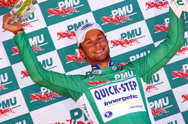 Tom Boonen (Belgien Quick Step Innergetic) übernimmt das grüne Trikot des Punktbesten nach der 6. Etappe - Radsport Herren Tour de France 2007, ProTour, Straßenradsport, Straße, Rad Einzelbild 6. Etappe: Semur en Auxois - Bourg en Bresse Freude, Radsport Herren Tour de France 2007, ProTour, Straßenradsport, Straße, Rad Einzelbild 6. Etappe: Semur en Auxois - Bourg en Bresse Freude,