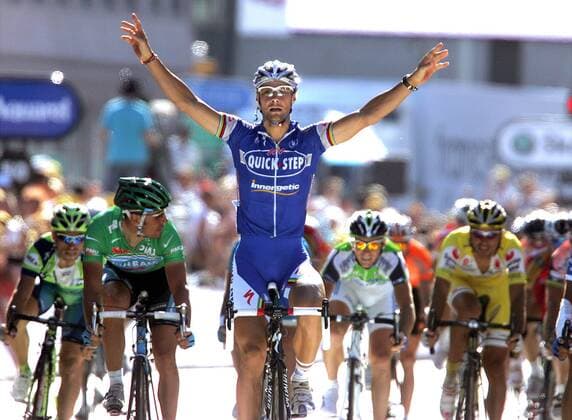Tom Boonen (Belgien Quick Step Innergetic) gewinnt die 6. Etappe der Tour de France 2007 Radsport Herren Tour de France 2007, ProTour, Straßenradsport, Straße, Rad Gruppe 6. Etappe: Semur en Auxois - Bourg en Bresse Radsport Herren Tour de France 2007, ProTour, Straßenradsport, Straße, Rad Gruppe 6. Etappe: Semur en Auxois - Bourg en Bresse