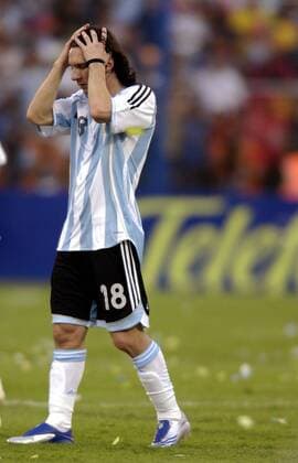 Lionel Messi (Argentinien) verzweifelt - Fußball Länderspiel Herren Copa America 2007, Südamerikameisterschaft, Südamerika, Meisterschaft, Amerika, Finale Einzelbild Maracaibo Enttäuschung, Fußball Länderspiel Herren Copa America 2007, Südamerikameisterschaft, Südamerika, Meisterschaft, Amerika, Finale Einzelbild Maracaibo Enttäuschung,