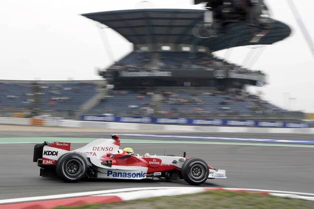 Ralf Schumacher (Deutschland Toyota) in seinem Boliden Motorsport Grand Prix Herren Großer Preis von Europa 2007, Formel 1 Weltmeisterschaft, F1, F, GP, WM Einzelbild Nürburgring Nürburg Dynamik, Motorsport Grand Prix Herren Großer Preis von Europa 2007, Formel 1 Weltmeisterschaft, F1, F, GP, WM Einzelbild Nürburgring Nürburg Dynamik,