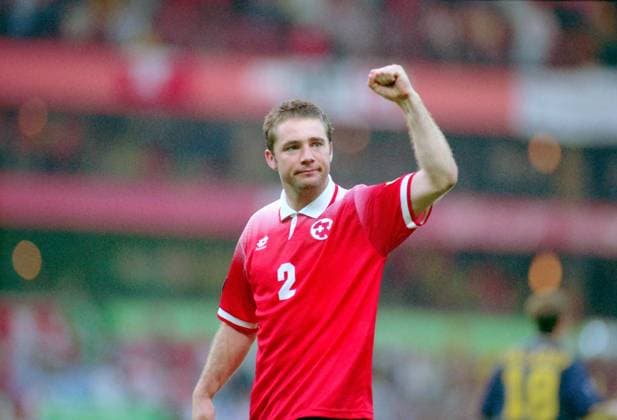 Ally McCoist (Schottland) - Schlußjubel im gegnerischen Trikot Fußball Länderspiel Herren EM 1996 Nationalmannschaft, Nationaltrikot Gruppe 1 Schottland - Schweiz 1:0, Vneg Einzelbild Birmingham Freude, Fußball Länderspiel Herren EM 1996 Nationalmannschaft, Nationaltrikot Gruppe 1 Schottland - Schweiz 1:0, Vneg Einzelbild Birmingham Freude,
