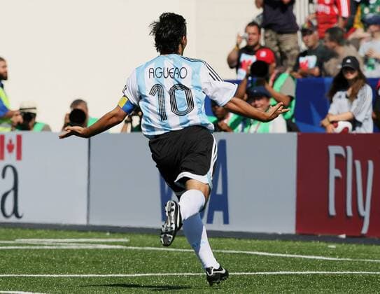 Sergio Aguero (Argentinien U20) jubelt Fußball Länderspiel Herren U 20 WM 2007, U20 Junioren, Nationalteam, Nationaltrikot, Finale, Endspiel, Argentinien Einzelbild Toronto Freude, Fußball Länderspiel Herren U 20 WM 2007, U20 Junioren, Nationalteam, Nationaltrikot, Finale, Endspiel, Argentinien Einzelbild Toronto Freude,