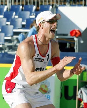 Philip Gabathuler (Schweiz) jubelt Beachvolleyball WM Herren Beach WM 2007 Einzelbild Gstaad Freude, Begeisterung, Beachvolleyball WM Herren Beach WM 2007 Einzelbild Gstaad Freude, Begeisterung,