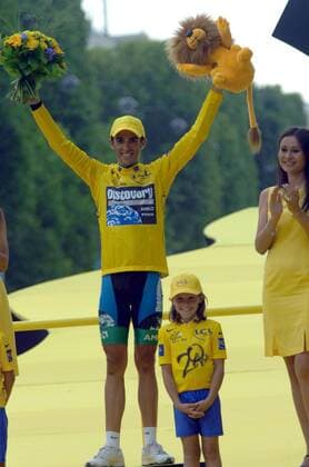 Alberto Contador (Spanien Discovery Channel) - Gesamtsieger der Tour de France 2007 - Radsport Herren Tour de France 2007, ProTour, Straßenradsport, Straße, Rad, Gruppe 20.Etappe: Marcoussis - Paris Freude, Radsport Herren Tour de France 2007, ProTour, Straßenradsport, Straße, Rad, Gruppe 20.Etappe: Marcoussis - Paris Freude,