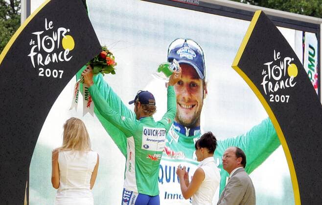 Tom Boonen (Belgien Quick Step Innergetic) gewinnt das grüne Trikot des Punktbesten bei der Tour de France 2007 Radsport Herren Tour de France 2007, ProTour, Straßenradsport, Straße, Rad, Gruppe 20. Etappe: Marcoussis - Paris Freude, Radsport Herren Tour de France 2007, ProTour, Straßenradsport, Straße, Rad, Gruppe 20. Etappe: Marcoussis - Paris Freude,