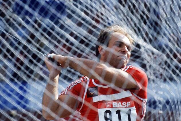 Juri Sedych (Sowjetunion) Leichtathletik EM Herren EM 1986, Hammer, Hammerwurf, Hammerwerfen, Nationaltrikot Einzelbild Aufnahmedatum geschätzt Stuttgart Leichtathletik EM Herren EM 1986, Hammer, Hammerwurf, Hammerwerfen, Nationaltrikot Einzelbild Aufnahmedatum geschätzt Stuttgart