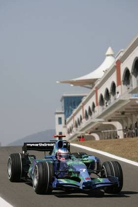 Jenson Button (England Honda) in seinem Boliden -  Motorsport Grand Prix Herren Großer Preis der Türkei 2007, Formel 1 Weltmeisterschaft, F1, F, GP, WM, Freies Training Einzelbild Istanbul Motorsport Grand Prix Herren Großer Preis der Türkei 2007, Formel 1 Weltmeisterschaft, F1, F, GP, WM, Freies Training Einzelbild Istanbul