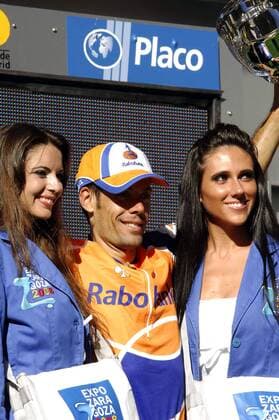 Oscar Freire (Spanien Rabobank) gewinnt die 6. Etappe der Spanienrundfahrt 2007 - Radsport Herren Vuelta a Espana 2007, Spanienrundfahrt, ProTour, Straßenradsport, Straße, Rad, Gruppe 6. Etappe: Reinosa - Logrono Freude, Radsport Herren Vuelta a Espana 2007, Spanienrundfahrt, ProTour, Straßenradsport, Straße, Rad, Gruppe 6. Etappe: Reinosa - Logrono Freude,