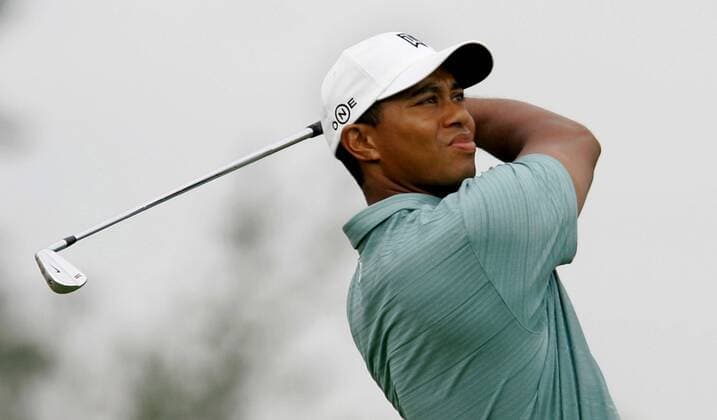 Eldrick Tiger Woods (USA) skeptisch -  (chi2007090604) Golf Herren BMW Championship 2007, PGA Tour, FedEx Cup, Fed Ex Einzelbild Cog Hill Golf and Country Club Lemont Skepsis, Golf Herren BMW Championship 2007, PGA Tour, FedEx Cup, Fed Ex Einzelbild Cog Hill Golf and Country Club Lemont Skepsis,