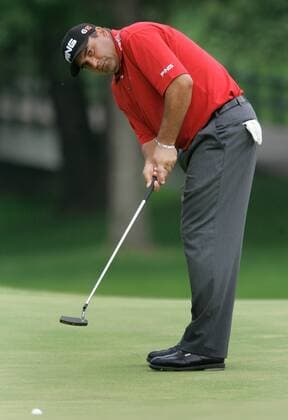 Angel Cabrera (Argentinien) - Put -  (chi2007090620) Golf Herren BMW Championship 2007, PGA Tour, FedEx Cup, Fed Ex Einzelbild Cog Hill Golf and Country Club Lemont Golf Herren BMW Championship 2007, PGA Tour, FedEx Cup, Fed Ex Einzelbild Cog Hill Golf and Country Club Lemont