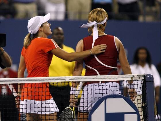 Svetlana Kuznetsova (Rußland, re.) und Siegerin der US Open 2007 Justine Henin (Belgien) im Gespräch Tennis Damen US Open 2007, Grand Slam, WTA Tour, Finale Gruppe Flushing Meadow New York, N.Y., NY Tennis Damen US Open 2007, Grand Slam, WTA Tour, Finale Gruppe Flushing Meadow New York, N.Y., NY