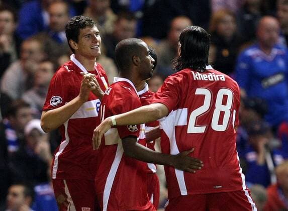 Torjubel Stuttgart v.li.: Mario Gomez, Cacau und Sami Khedira Fußball EC 1 Herren Champions League 2007 2008, VfB Stuttgart, Vdig Gruppe Glasgow Freude, Fußball EC 1 Herren Champions League 2007 2008, VfB Stuttgart, Vdig Gruppe Glasgow Freude,