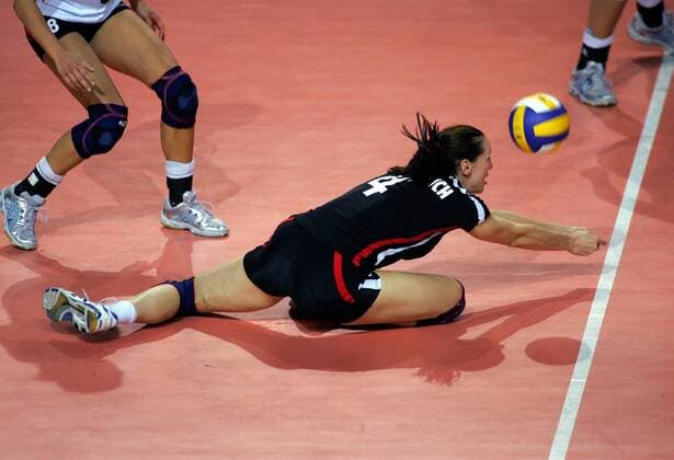 Kerstin Tzscherlich (Deutschland) am Ball -  Volleyball EM Damen EM 2007, Nationalteam, Nationaltrikot, Länderspiel Einzelbild Charleroi Dynamik, Volleyball EM Damen EM 2007, Nationalteam, Nationaltrikot, Länderspiel Einzelbild Charleroi Dynamik,