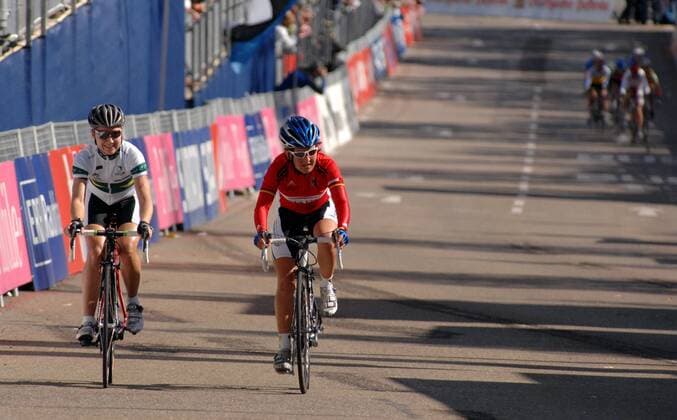 Eva Lutz (Deutschland, re.) Radsport WM Damen WM 2007, Straßenradsport, Straße, Rad, Nationaltrikot Totale Stuttgart Radsport WM Damen WM 2007, Straßenradsport, Straße, Rad, Nationaltrikot Totale Stuttgart