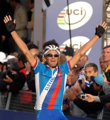 Peter Velits (Slowakei) - U23 Weltmeister 2007 Radsport WM Herren U23 WM 2007, U 23, Junioren, Nationaltrikot, Straßenradsport, Straße, Rad, Straßenrennen Einzelbild Stuttgart Freude, Radsport WM Herren U23 WM 2007, U 23, Junioren, Nationaltrikot, Straßenradsport, Straße, Rad, Straßenrennen Einzelbild Stuttgart Freude,