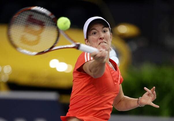Justine Henin (Belgien) Tennis Damen Porsche Grand Prix 2007, WTA Tour Einzelbild Stuttgart Dynamik, Tennis Damen Porsche Grand Prix 2007, WTA Tour Einzelbild Stuttgart Dynamik,