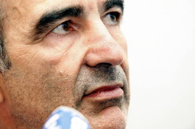 Nationaltrainer Raymond Domenech (Frankreich) im Interview -  (pan22700) Fußball Herren Nationalteam 2007, Pressekonferenz, Pressetermin Porträt Clairefontaine Fußball Herren Nationalteam 2007, Pressekonferenz, Pressetermin Porträt Clairefontaine 