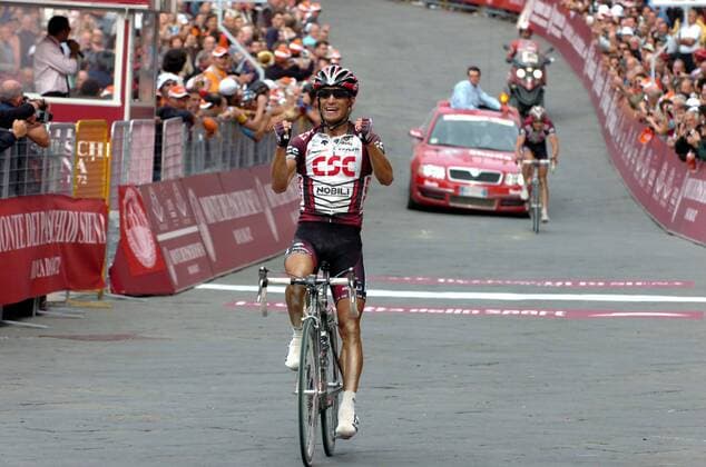 Alexandr Kolobnev (Rußland CSC) gewinnt die Monte Paschi Eroica 2007 -  Radsport Herren Monte Paschi Eroica 2007, Straßenradsport, Straße, Rad Einzelbild Siena Freude, Radsport Herren Monte Paschi Eroica 2007, Straßenradsport, Straße, Rad Einzelbild Siena Freude,