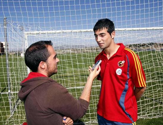 Raul Albiol (Spanien) im Interview -  - NOxONLINExUSE Fußball Herren Nationalteam 2007, Pressetermin Gruppe Las Rozas Fußball Herren Nationalteam 2007, Pressetermin Gruppe Las Rozas