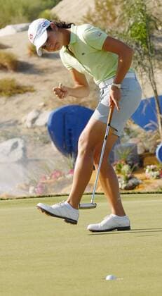 Lorena Ochoa (Mexiko) jubelt nach erfolgreichem Put -  (PAL2007101201) Golf WM Damen Samsung World Championship 2007, LPGA Tour Einzelbild Palm Desert Freude, Golf WM Damen Samsung World Championship 2007, LPGA Tour Einzelbild Palm Desert Freude,