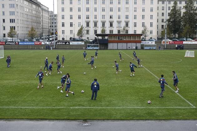 Training Spanien mit dem Ball -  - NOxONLINExUSE Fußball Herren Nationalteam 2007, Training Totale Helsinki Fußball Herren Nationalteam 2007, Training Totale Helsinki