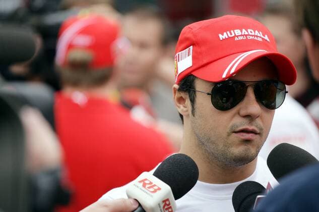 Felipe Massa (Brasilien Ferrari) im Interview Motorsport Grand Prix Herren Großer Preis von Brasilien 2007, Formel 1 Weltmeisterschaft, F1, F, GP, WM Porträt Interlagos Sao Paulo Motorsport Grand Prix Herren Großer Preis von Brasilien 2007, Formel 1 Weltmeisterschaft, F1, F, GP, WM Porträt Interlagos Sao Paulo
