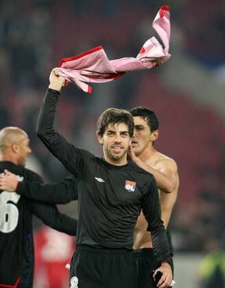 Juninho (Lyon) - Schlußjubel Fußball EC 1 Herren Champions League 2007 2008, VfB Stuttgart - Olympique Lyonnais 0:2, OL Gruppe Stuttgart Freude, Fußball EC 1 Herren Champions League 2007 2008, VfB Stuttgart - Olympique Lyonnais 0:2, OL Gruppe Stuttgart Freude,