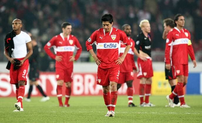 Ricardo Osorio (Stuttgart) enttäuscht Fußball EC 1 Herren Champions League 2007 2008, VfB Stuttgart - Olympique Lyonnais 0:2, OL Einzelbild Stuttgart Enttäuschung, Fußball EC 1 Herren Champions League 2007 2008, VfB Stuttgart - Olympique Lyonnais 0:2, OL Einzelbild Stuttgart Enttäuschung,