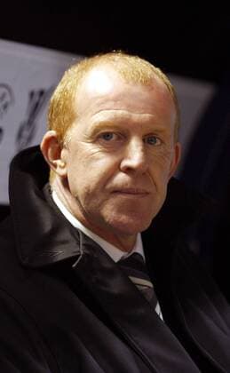 Trainer Gary Megson (Bolton) - EDITORIAL USE ONLY. No use with unauthorised audio, video, data, fixture lists, club league logos or live services. Online in-match use limited to 120 images, no video emulation. No use in betting, games or single club league player publications. Fußball EC 3 Herren UEFA Cup 2007 2008, Pokal, Europapokal, Bolton Wanderers Porträt Bolton Fußball EC 3 Herren UEFA Cup 2007 2008, Pokal, Europapokal, Bolton Wanderers Porträt Bolton