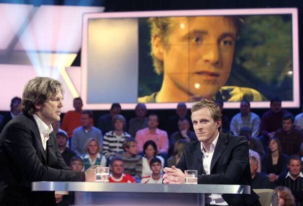 Jörg Jaksche (re.) nimmt als Gast im aktuellen Sportstudio bei ZDF Moderator Michael Steinbrecher Stellung zum Dopingfall Patrick Sinkewitz (alle Deutschland) Radsport Herren Das aktuelle Sportstudio 2007,ZDF, Sendung, Fernsehsendung, Sportsendung, Fernsehen, TV, Medien Gruppe Gast, Gäste, Studiogast, Studiogäste, Mainz Radsport Herren Das aktuelle Sportstudio 2007,ZDF, Sendung, Fernsehsendung, Sportsendung, Fernsehen, TV, Medien Gruppe Gast, Gäste, Studiogast, Studiogäste, Mainz