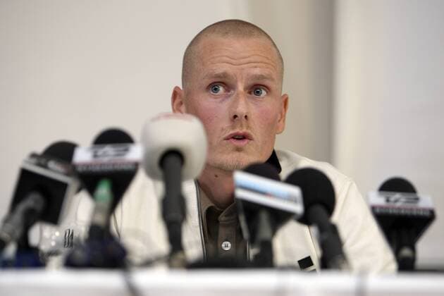 Mickael Rasmussen (Dänemark) nachdenklich während einer Pressekonferenz - Radsport Herren Pressekonferenz 2007, Pressetermin, Straßenradsport, Straße, Rad Einzelbild Kopenhagen Nachdenklichkeit, Radsport Herren Pressekonferenz 2007, Pressetermin, Straßenradsport, Straße, Rad Einzelbild Kopenhagen Nachdenklichkeit,