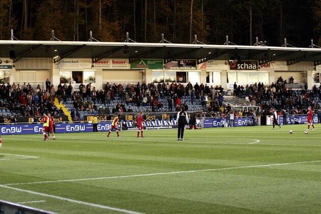Haupttribüne im Dietmar Hopp Stadion, Heimspielstätte des TSG 1899 Hoffenheim Fußball 2. BL Herren Saison 2007 2008, TSG 1899 Hoffenheim Totale Dietmar Hopp Stadion Hoffenheim Fußball 2. BL Herren Saison 2007 2008, TSG 1899 Hoffenheim Totale Dietmar Hopp Stadion Hoffenheim