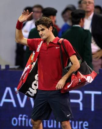 Roger Federer (Schweiz) - enttäuschter Abgang Tennis WM Herren ATP Masters Cup 2007, Series, Tour Einzelbild Schanghai Tennis WM Herren ATP Masters Cup 2007, Series, Tour Einzelbild Schanghai