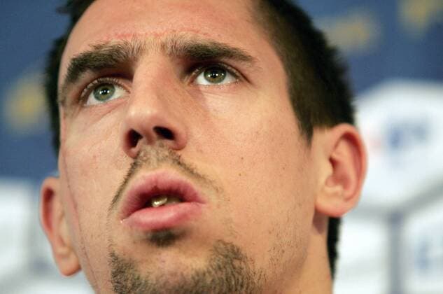 Franck Ribery (Frankreich) nachdenklich -  (pan23220) Fußball Herren Nationalteam 2007, Pressekonferenz, Pressetermin Porträt Nachdenklichkeit, Skepsis, Fußball Herren Nationalteam 2007, Pressekonferenz, Pressetermin Porträt Nachdenklichkeit, Skepsis, 