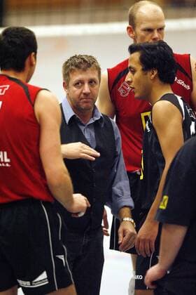 Trainer Diego Ronconi (Bühl) - Mannschaftsbesprechung Volleyball 2. BL Herren DVV Pokal 2007 2008, Pokalspiel, Achtelfinale, TV Bühl Gruppe Bühl Volleyball 2. BL Herren DVV Pokal 2007 2008, Pokalspiel, Achtelfinale, TV Bühl Gruppe Bühl
