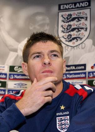 Steven Gerrard (England) nachdenklich - EDITORIAL USE ONLY. No use with unauthorised audio, video, data, fixture lists, club league logos or live services. Online in-match use limited to 120 images, no video emulation. No use in betting, games or single club league player publications. Fußball Herren Nationalmannschaft 2007, Pressekonferenz, Pressetermin Porträt Nachdenklichkeit, Skepsis, Fußball Herren Nationalmannschaft 2007, Pressekonferenz, Pressetermin Porträt Nachdenklichkeit, Skepsis,