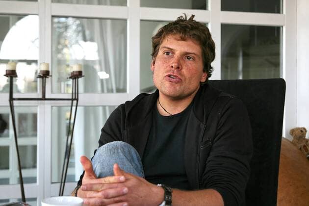 Jan Ullrich (Deutschland) im Interview bei sich zu Hause in Scherzingen Radsport Herren Rad 2006, Straße, Straßenradsport, Fotoshooting Einzelbild Scherzingen Radsport Herren Rad 2006, Straße, Straßenradsport, Fotoshooting Einzelbild Scherzingen
