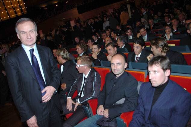 Coni Präsident Gianni Petrucci (Italien, li.) anlässlich der Präsentation des Streckenverlaufes des Giro d Italia 2008 im Mailänder Teatro degli Arcimboldi - Radsport Herren Vorschau 2007 Giro d Italia 2008, dItalia, Präsentation, Pressetermin, Straßenradsport, Straße, Rad, Gruppe Mailand Radsport Herren Vorschau 2007 Giro d Italia 2008, dItalia, Präsentation, Pressetermin, Straßenradsport, Straße, Rad, Gruppe Mailand