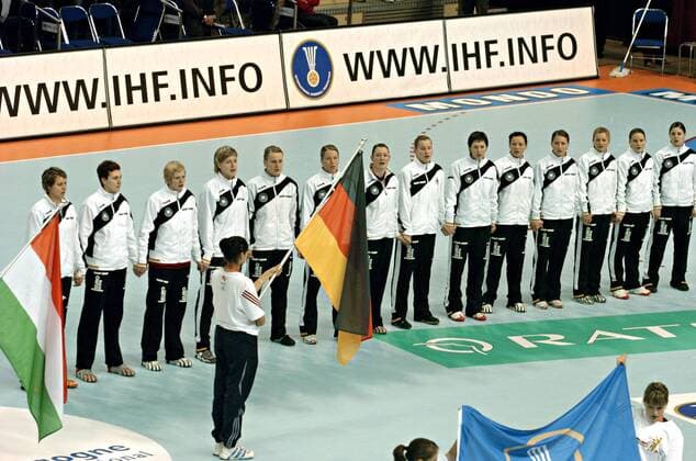 Nationalhymne Deutschland Handball Länderspiel Herren WM 2007, Nationalmannschaft, Nationaltrikot, Totale Dijon Handball Länderspiel Herren WM 2007, Nationalmannschaft, Nationaltrikot, Totale Dijon