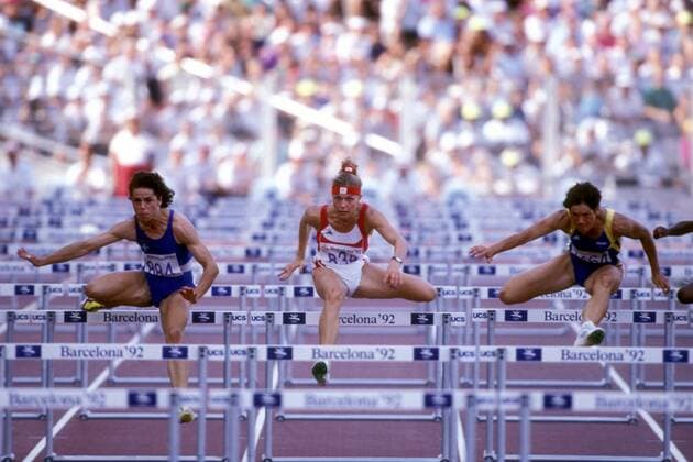 100 Meter Hürden v.li.: Paraskevi Patoulidou (Griechenland), Kristin Patzwahl (Deutschland) und Liliana Nastase (Rumänien) Leichtathletik OS Sommer Damen Olympische Spiele 1992, Sommerspiele, Nationaltrikot, Vdia Gruppe Barcelona Dynamik, Leichtathletik OS Sommer Damen Olympische Spiele 1992, Sommerspiele, Nationaltrikot, Vdia Gruppe Barcelona Dynamik,